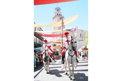 Uno de los últimos desfiles de Medina del Campo. JACI NAVAS