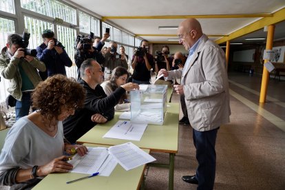 Votaci?n del candidato del PP a la Alcald?a de Valladolid, Jes?s Julio Carnero