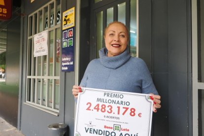 Begoña Gonzalo, dueña de la administración de Huerta del Rey que repartió un boleto premiado con 2,4 millones de euros - PHOTOGENIC