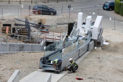 Escaleras mecánicas instaladas en la ladera norte de Parquesol. J. M. LOSTAU