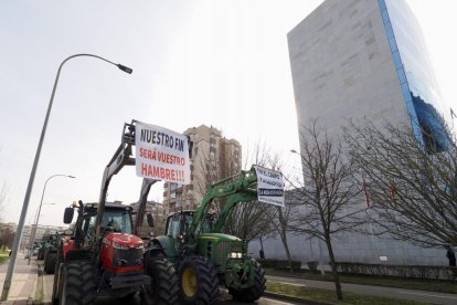 Tractorada en Valladolid. -PHOTOGENIC