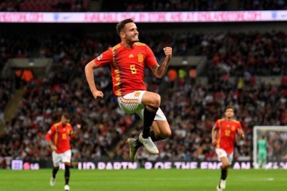 Saúl Ñíguez celebra su gol en Wembley ante Inglaterra.-TOBY MELVILLE (REUTERS)