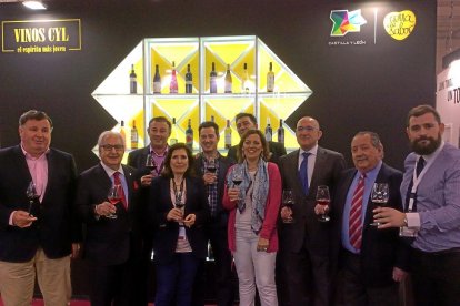 Apoyo a Valladolid como sede del mundial de vinos.-EL MUNDO