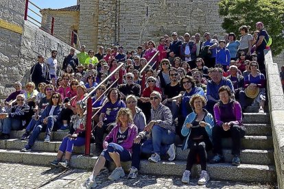 Marcha solidaria en Mucientes.-E.M.