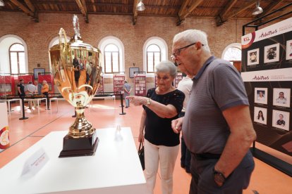 Inauguración de la exposición 'El fútbol de tu vida' en Valladolid. / PHOTOGENIC