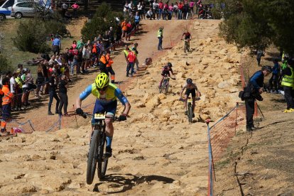 El espectacular ‘rock-garden’ de Las Contiendas ejerció de selectivo de cara al triunfo final. / J.M. LOSTAU