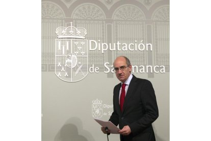 El presidente de la Diputación de Salamanca, Javier Iglesias, presenta una moción en defensa de las diputaciones que será llevada por el equipo de gobierno al pleno provincial correspondiente al mes de febrero-ICAL