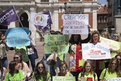 CCOO convoca una concentración contra la precariedad laboral en los docentes de educación infantil de 0-3 años-ICAL