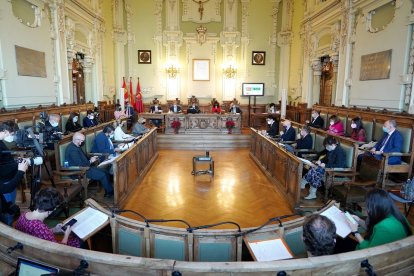 Pleno del Ayuntamiento de Valladolid. - ICAL