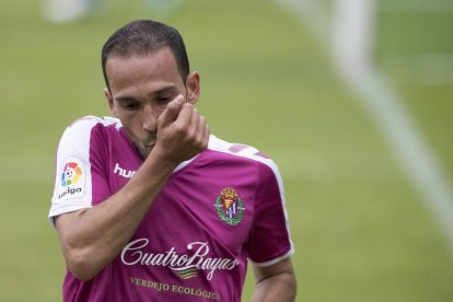 Nachocelebra su primer gol con la camiseta del Pucela.-DAVID S. BUSTAMANTE