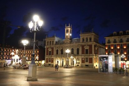 Valladolid de noche. E.M.