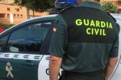 Agentes de la Guardia Civil. E.M