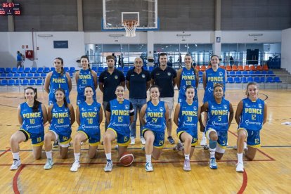 Equipo de Ponce Valladolid, que jugará en la Liga Femenina 2. / PHOTOGENIC