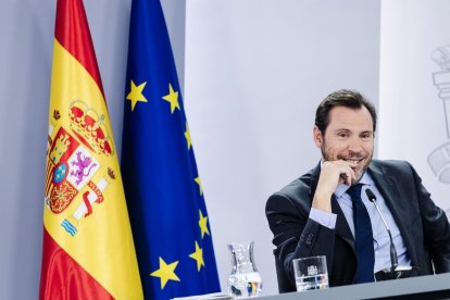 El responsable de Transportes, Óscar Puente, tras la reunión del Consejo de Ministros.- EUROPA PRESS