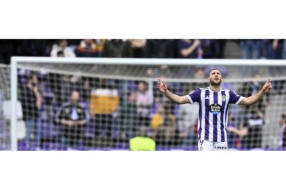 Weissman celebra el 2-0 en Zorrilla. / LA LIGA