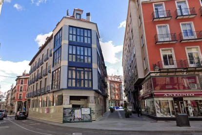 McDonald's abrirá un 24 horas en el centro de Valladolid. -GOOGLE MAPS