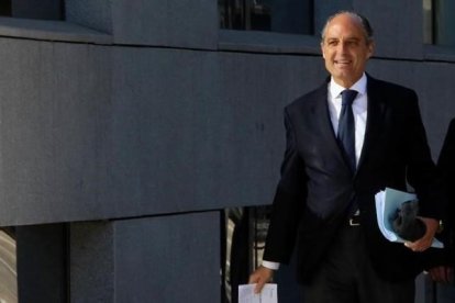 El exvicepresidente valenciano Francisco Camps, el pasado marzo, cuando declaró como testigo en el caso Gürtel.-JUAN MANUEL PRATS