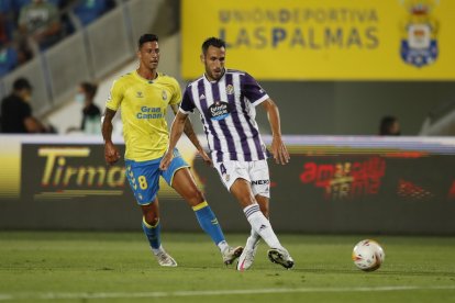 Kiko Olivas en el partido de Liga en Las Palmas. / I. SOLA / RV