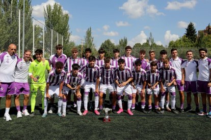 Jugadores del Real Valladolid juvenil. / Montse Álvarez