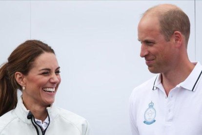 Los duques de Cambrige, en una regata celebrada hace unos días en la isla de Wigt.-