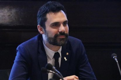 El presidente del Parlament, Roger Torrent, durante la reunión de la Mesa, este martes-LAURA BATLLE (ACN)