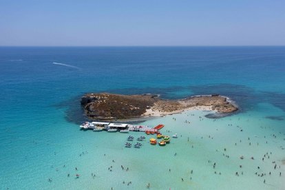 Isla de Agaia Napa Nisi - POLITOURS. - E.PRESS