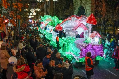 Cabalgaza de Papá Noel en Valladolid.- J. M. LOSTAU