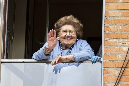 VALLADOLID. 19/04/20. PHOTOGENIC/PABLO REQUEJO. CRISIS DEL CORONAVIRUS. APOLONIA CUMPLE 107 AÑOS