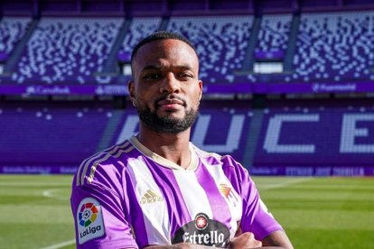 Cyle Larin.