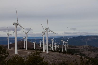 Imagen de un parqe eólico en Soria.-ICAL