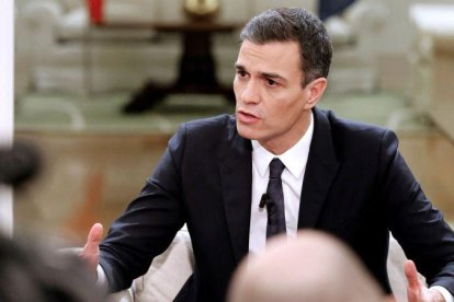 Sánchez suprimiría la inviolabilidad del Rey y augura que Felipe VI lo apoyaría.-ÁNGEL DÍAZ (EFE)