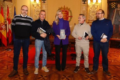 Sáez, Zarandona, Carvajal, Cano de Gardoqui y Salado, en la presentación. | E.M.