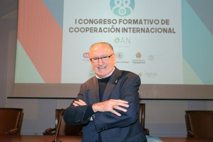 El misionero Nicolás Castellano en el I Congreso Formativo de Cooperación Internacional.-ICAL