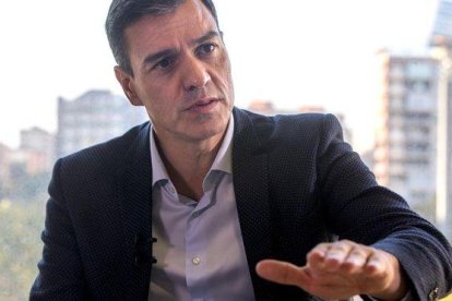 Pedro Sánchez, durante la entrevista.-FERNANDO BUSTAMANTE