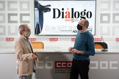 Presentación del formato de los Premios Diálogo de este año 2020 y a la persona premiada con el Galardón a la Trayectoria Individual de la Fundación Jesús Pereda de CCOO de Castilla y León. En la imagen (I a D), el premiado, Jesús Anta Roca, y el presidente de la Fundación Jesús Pereda y secretario de Cultura y Movimientos Sociales de CCOO Castilla y León, Ignacio Fernández Herrero (D). - ICAL