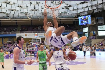 UEMC Real Valladolid Baloncesto - TAU Castelló. / LOSTAU