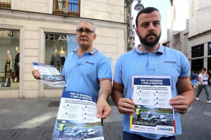 La Unión de Guardias Civiles presenta la campaña 'Por tu seguridad y por la nuestra' con el objetivo de reducir el número de atropellos de agentes de tráfico y sensibilizar a los conductores.-ICAL