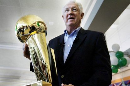 John Havlicek.-
