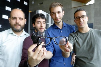 Juan José Andrés, Juan Julián Cea, Enrique Hernández y Diego García en el Parque Tecnológico de Boecillo.-R. G.: J. M. LOSTAU