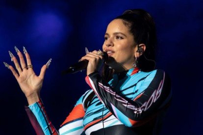 Rosalía durante uno de sus conciertos en Estados Unidos.-AFP