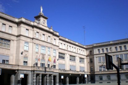 Fachada del colegio Nuestra Señora del Lourdes.-E.M.