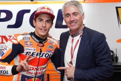 Marc Márquez y Mick Doohan compartieron conversación en Phillip Island (Australia).-ALEJANDRO CERESUELA