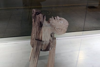 José Arenas Barrigón, ganador del XIII Certamen TransformARTE con su obra 'Desolado'. -E.M.