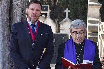 Luis Argüello junto al ex alcalde de Valladolid, Óscar Puente.- ICAL