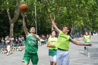 Día del Minibasket. / J. M. LOSTAU