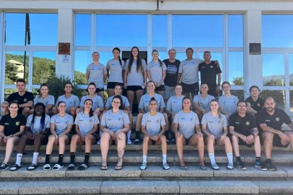 Jugadoras del Aula en el stage de Béjar. / E. M.