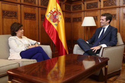 Pablo Casado y Soraya Sáenz de Santamaría.-EL MUNDO