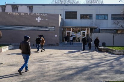 Barrio de Las Delicias, Centro de Salud Delicias en el Paseo de Juan Carlos I.- J. M. LOSTAU