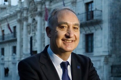 Antonio Largo Cabrerizo.- J. M. LOSTAU