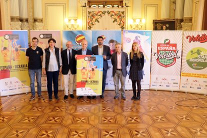 Presentación de los diferentes eventos de voleibol. / E. M.